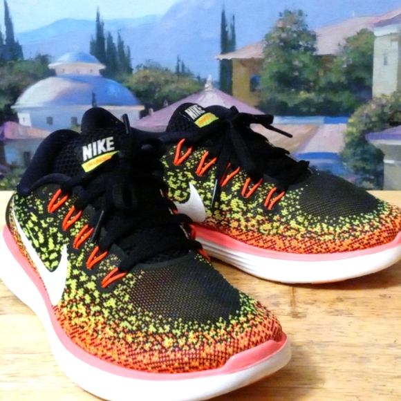 Nike Shoes - 🏃Nike Free RN Distance Black White Volt Hot Lava 👩 Women.PRICE TO SELL!